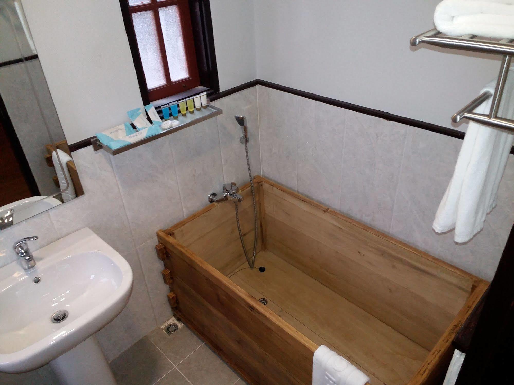 Akimomi Hotel 3*